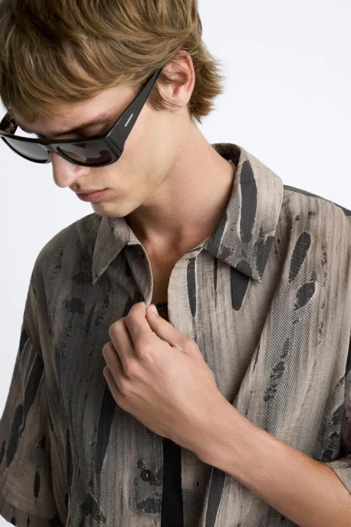 CAMISA ESTAMPADO ABSTRACTO