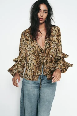 CAMISA ESTAMPADO ANIMAL VOLANTES