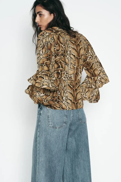 CAMISA ESTAMPADO ANIMAL VOLANTES
