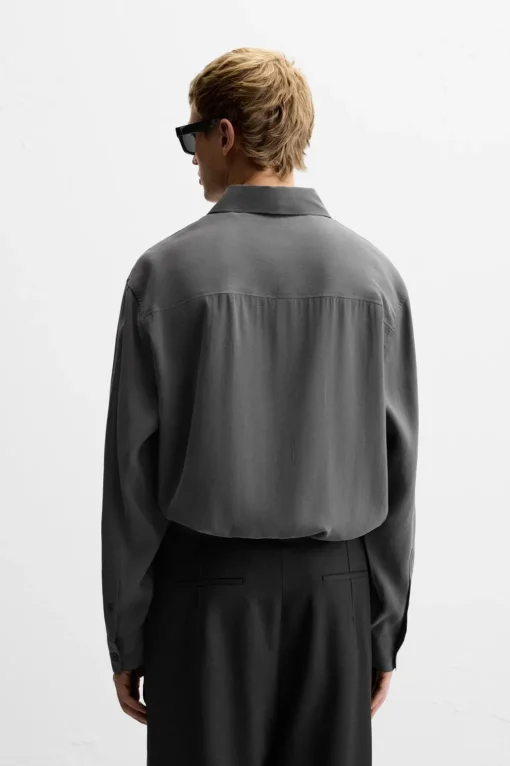 CAMISA FLUIDA CON MODAL