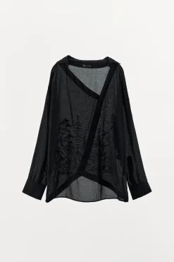 CAMISA OVERSIZE BORDADO ESPALDA