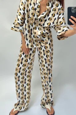 CAMISA OVERSIZE ESTAMPADO GEOMÉTRICO