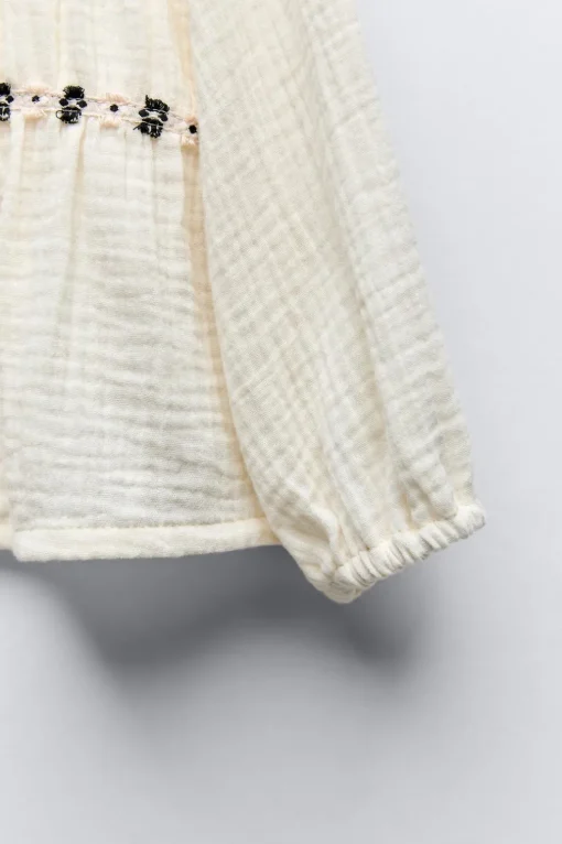 CAMISA TEXTURA FLORES