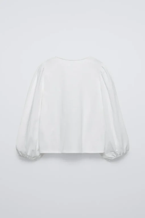 CAMISETA APLIQUE LAZOS