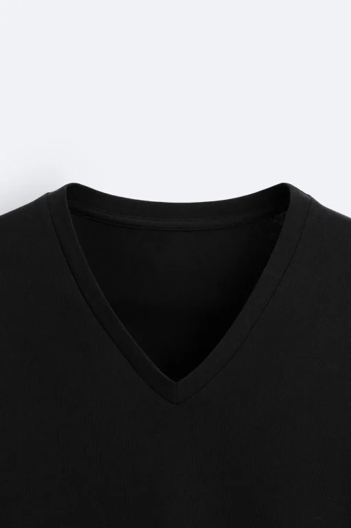 CAMISETA BASICA CUELLO PICO