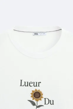 CAMISETA BORDADO CONTRASTE
