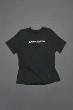 CAMISETA CLAUDIA SCHIFFER LAVADA - PHOTO BY HANS FEURER LICENSED BY TRUNK ARCHIVE
