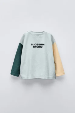 CAMISETA COLOR BLOCK ETIQUETA