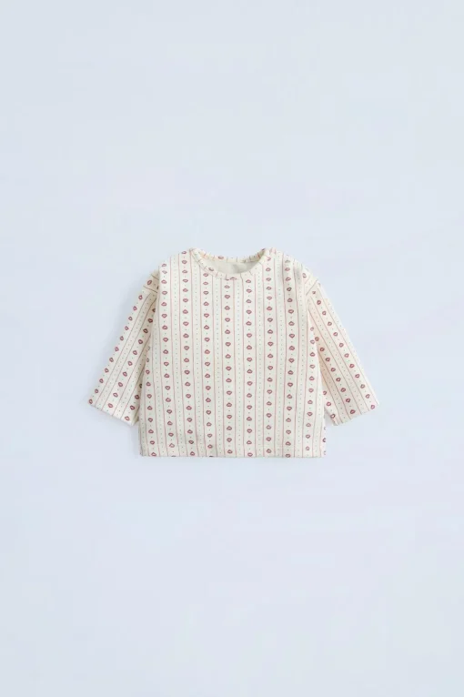 CAMISETA CORAZONES