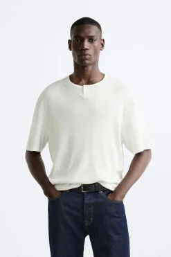 CAMISETA CUELLO BOTÓN