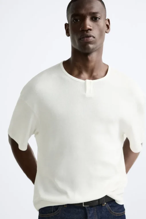 CAMISETA CUELLO BOTÓN