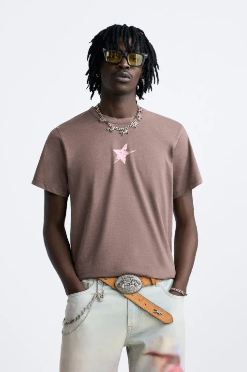CAMISETA ESTAMPADO ESTRELLA X TWOJEYS LIMITED EDITION