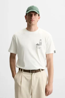 CAMISETA ESTAMPADO RELIEVE