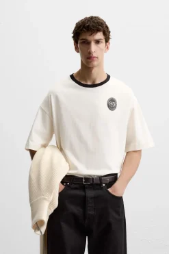 CAMISETA ESTAMPADOS COMBINADOS