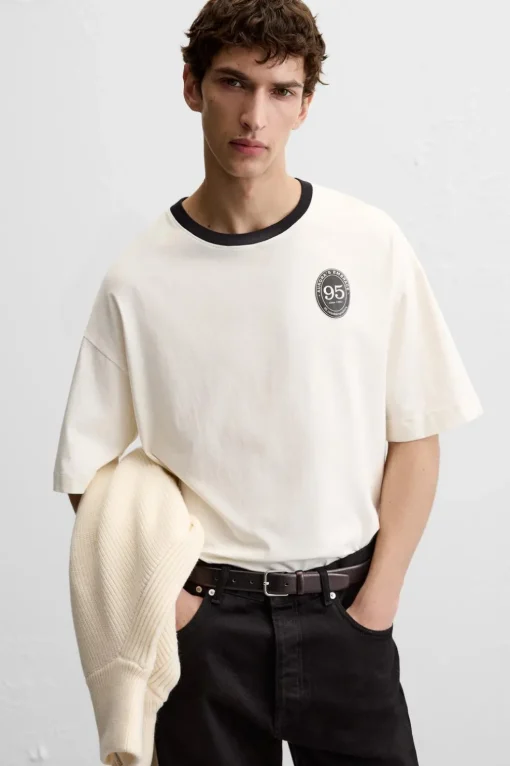 CAMISETA ESTAMPADOS COMBINADOS