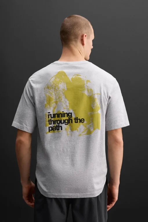 CAMISETA GRÁFICOS COMBINADOS