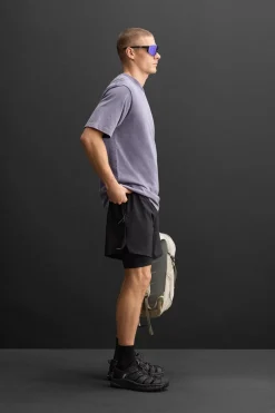 CAMISETA GRÁFICOS COMBINADOS