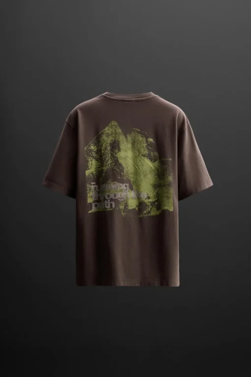 CAMISETA GRÁFICOS COMBINADOS
