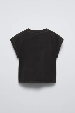 CAMISETA KUROMI © SANRIO