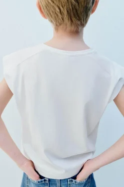 CAMISETA LISA PESTAÑA