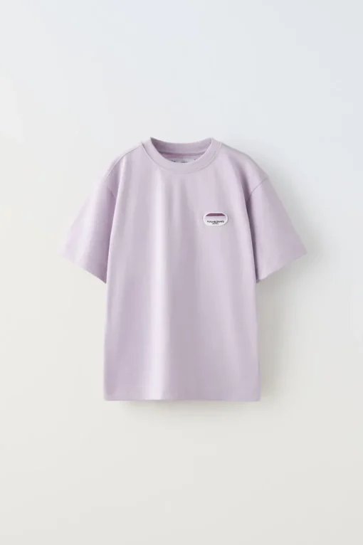 CAMISETA PARCHE BORDADO