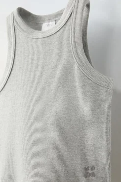 CAMISETA RIB BORDADO