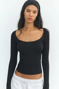 CAMISETA SEAMLESS LAZO ENCAJE