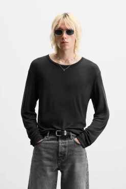 CAMISETA SEMITRANSPARENTE