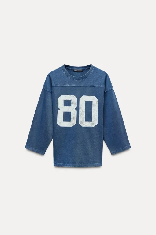 CAMISETA VARSITY EFECTO LAVADO