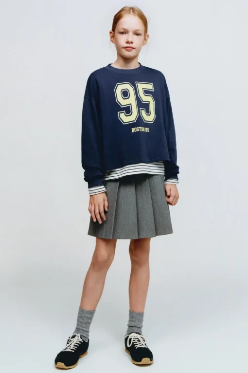 CAMISETA VARSITY TEXTO