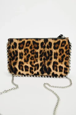 CARTERA BANDOLERA TACHAS