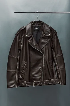 CAZADORA BIKER OVERSIZE EFECTO PIEL LAVADA