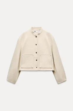 CAZADORA BOMBER CORTA BOLSILLOS PLASTRÓN