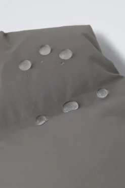 CHALECO ACOLCHADO CAPUCHA WATER REPELLENT