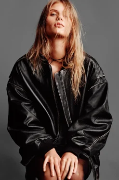 CHAQUETA BOMBER OVERSIZE PIEL