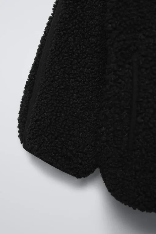 CHAQUETA BORREGUILLO CAPUCHA