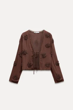 CHAQUETA CORTA BORDADOS ABALORIOS
