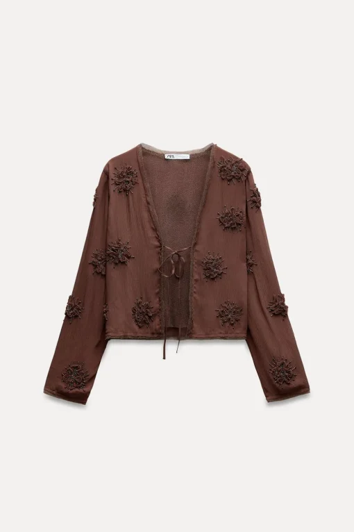CHAQUETA CORTA BORDADOS ABALORIOS