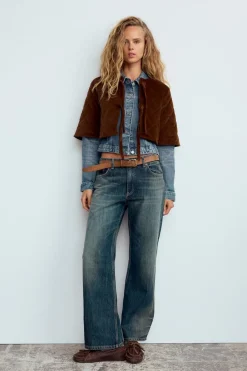 CHAQUETA CROP TACTO SUAVE