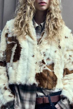 CHAQUETA EFECTO PELO ESTAMPADO ANIMAL