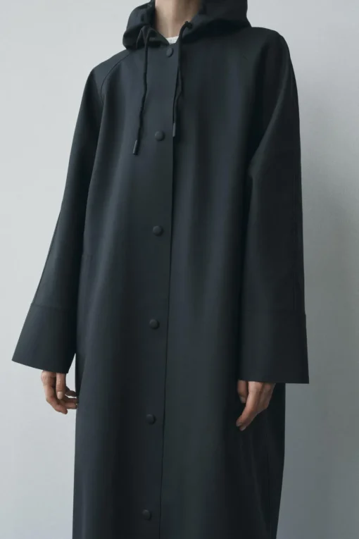 CHAQUETA ENGOMADA WATER RESISTANT ZW COLLECTION