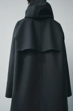 CHAQUETA ENGOMADA WATER RESISTANT ZW COLLECTION