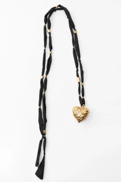COLLAR TEJIDO CORAZÓN