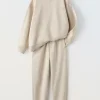 CONJUNTO SUDADERA Y PANTALÓN