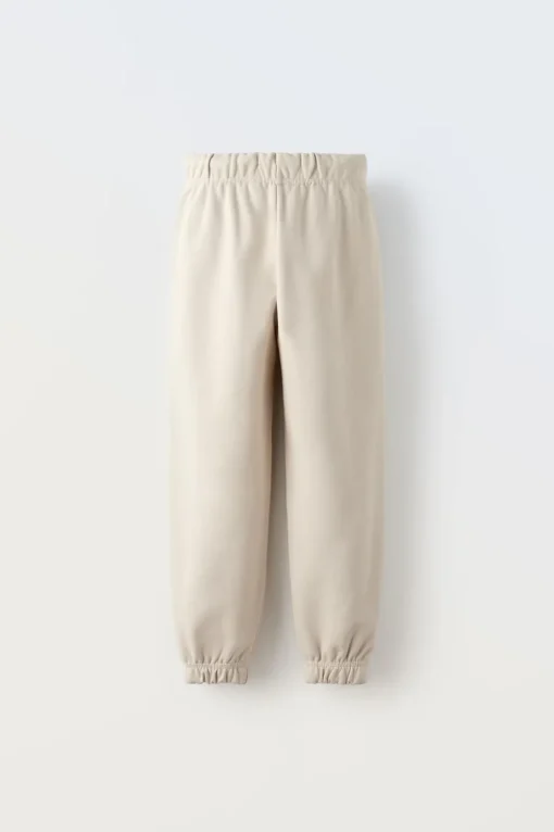 CONJUNTO SUDADERA Y PANTALÓN