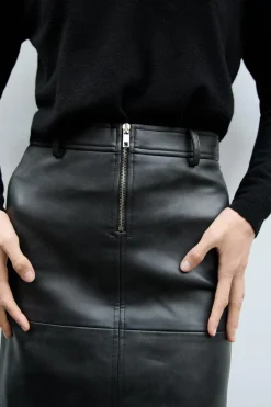 FALDA EFECTO PIEL CREMALLERA ZW COLLECTION