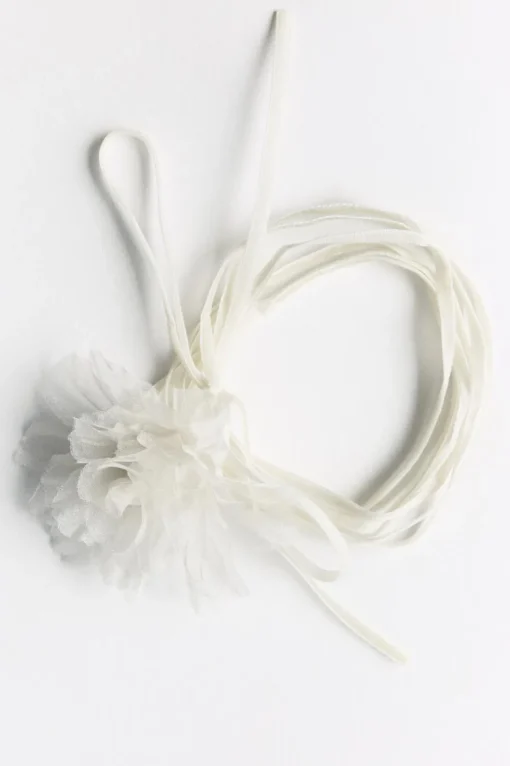 FLOR CUELLO TERCIOPELO