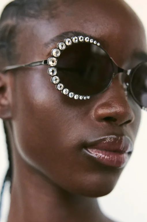 GAFAS DE SOL OVALADAS JOYAS