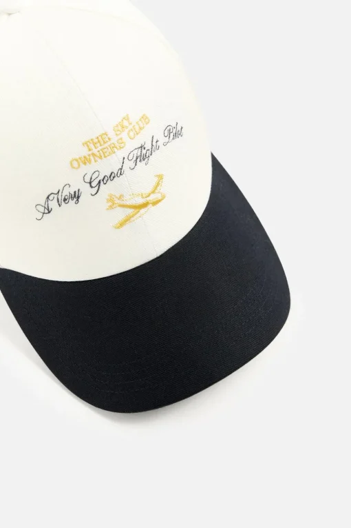 GORRA BORDADO CONTRASTE