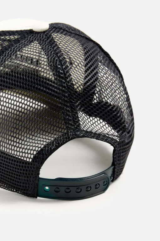 GORRA BORDADO CONTRASTE